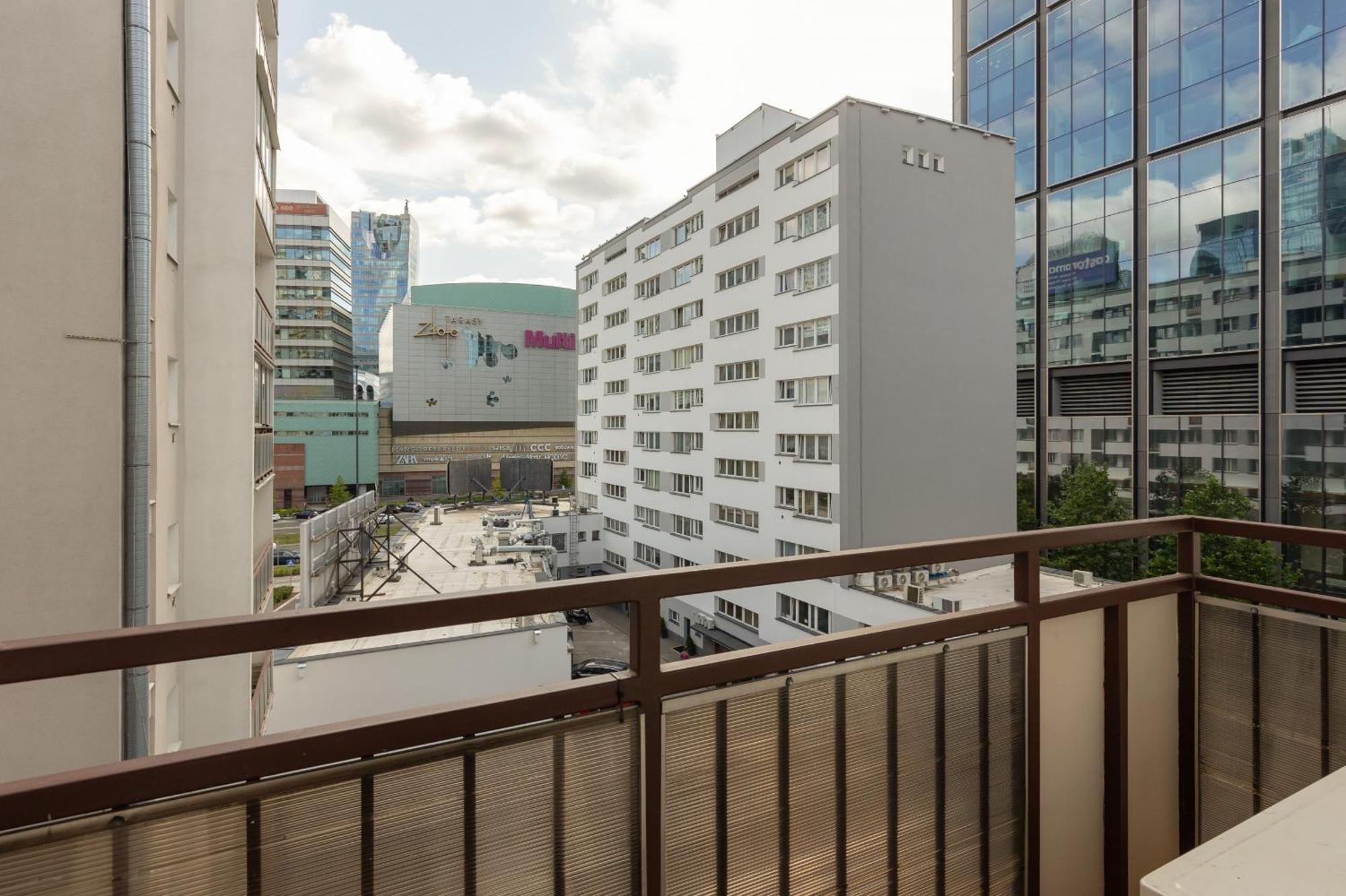 City Center Chmielna 100 Varšava Exteriér fotografie